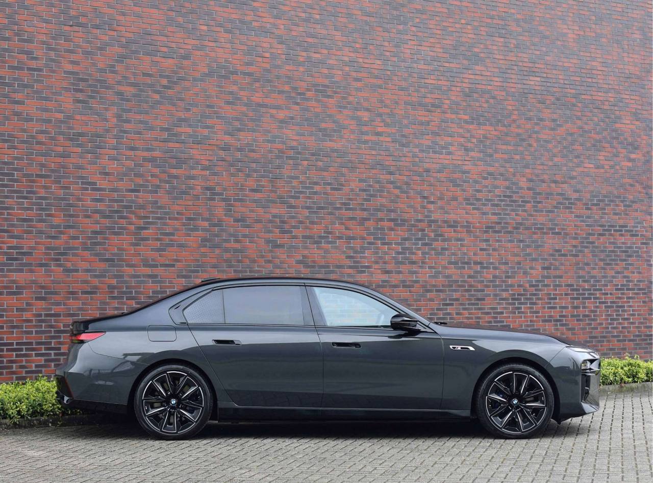 BMW 760