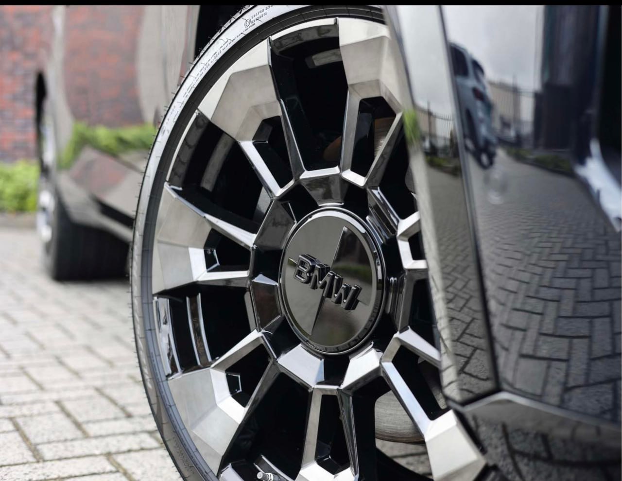 BMW XM