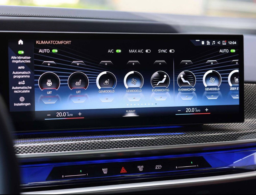 BMW 750