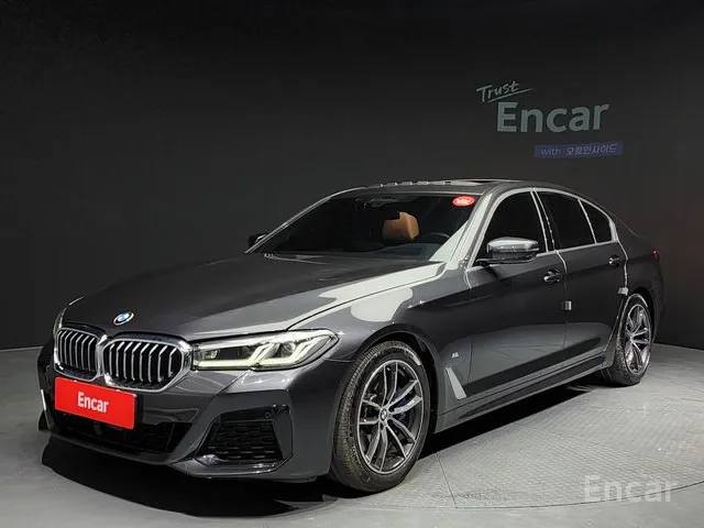 BMW 5 серия (G30)520i