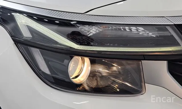 Kia The New Seltos Gasoline 2.0 2WD Trendy