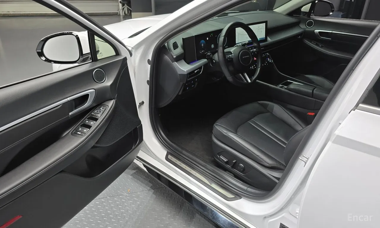 Hyundai Sonata The Edge (DN8) 2.0 Premium
