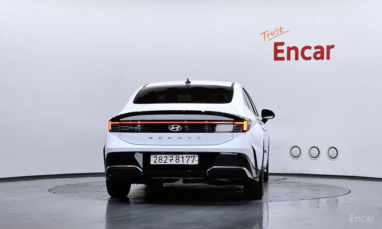 Hyundai Sonata The Edge (DN8) 2.0 Exclusive