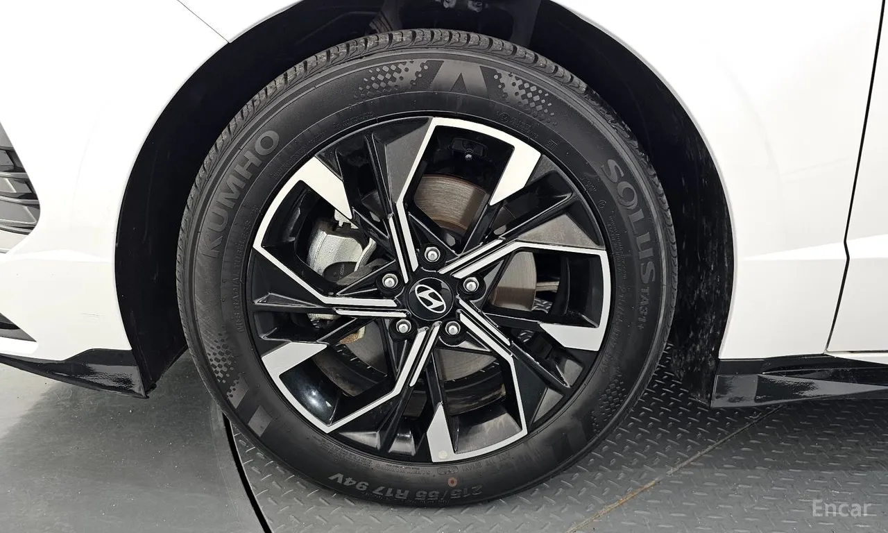 Hyundai Sonata The Edge (DN8) 2.0 Exclusive
