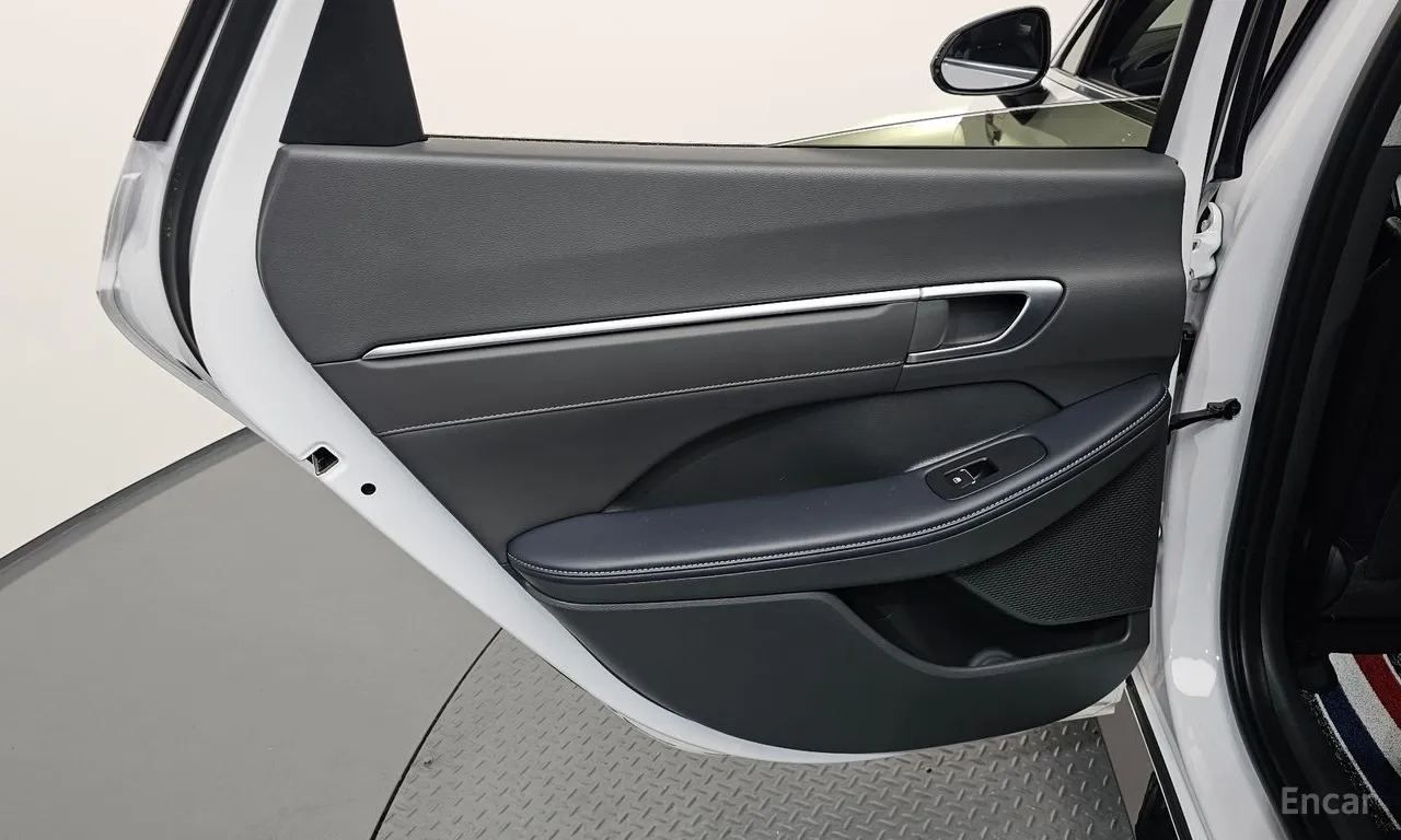 Hyundai Sonata The Edge (DN8) 2.0 Exclusive