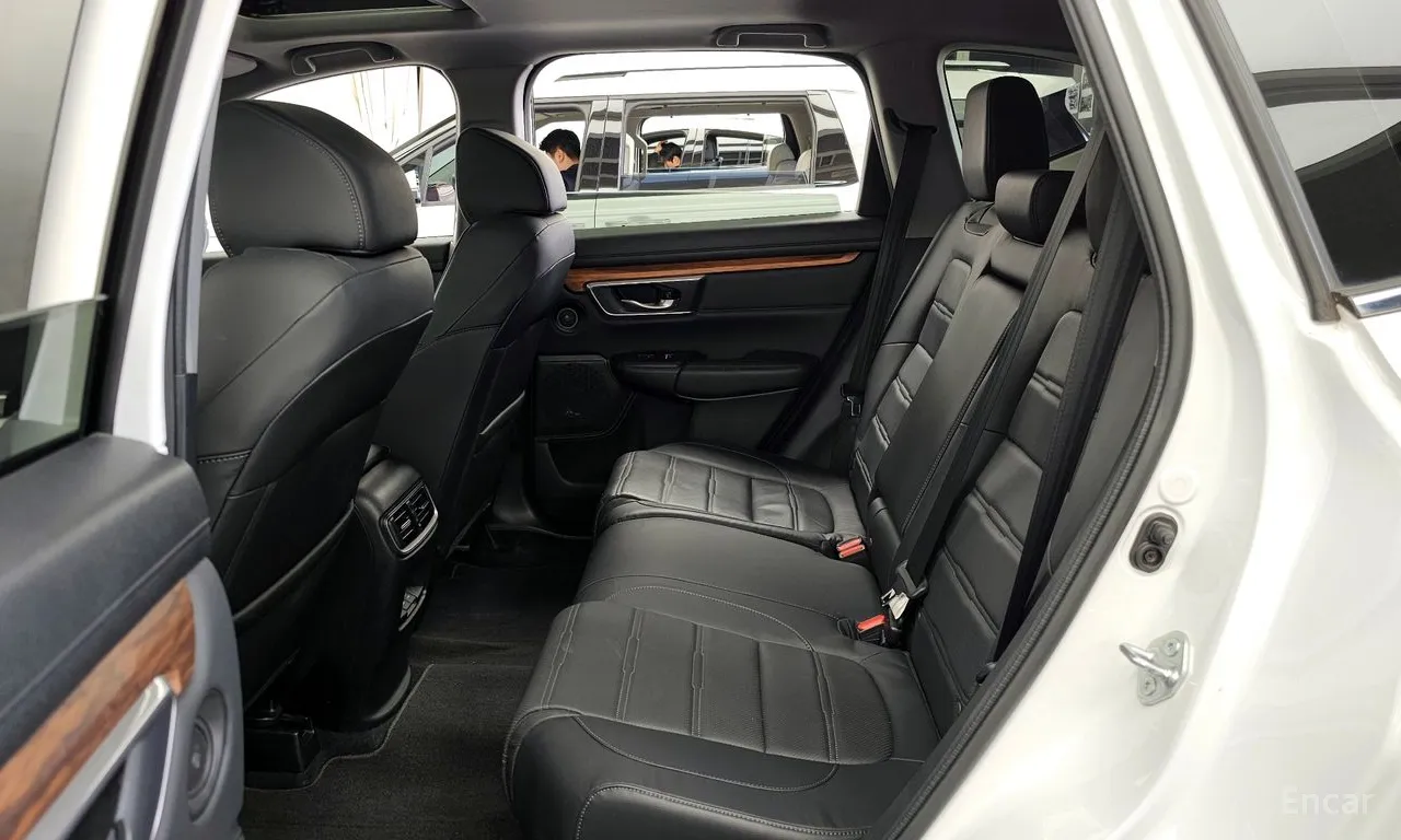 Honda CR-V 5-го поколения 1.5 EX-L 2WD