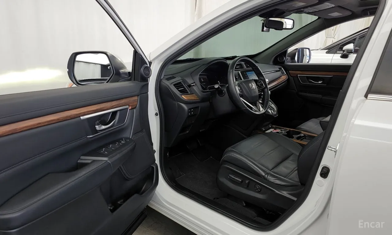 Honda CR-V 5-го поколения 1.5 EX-L 2WD