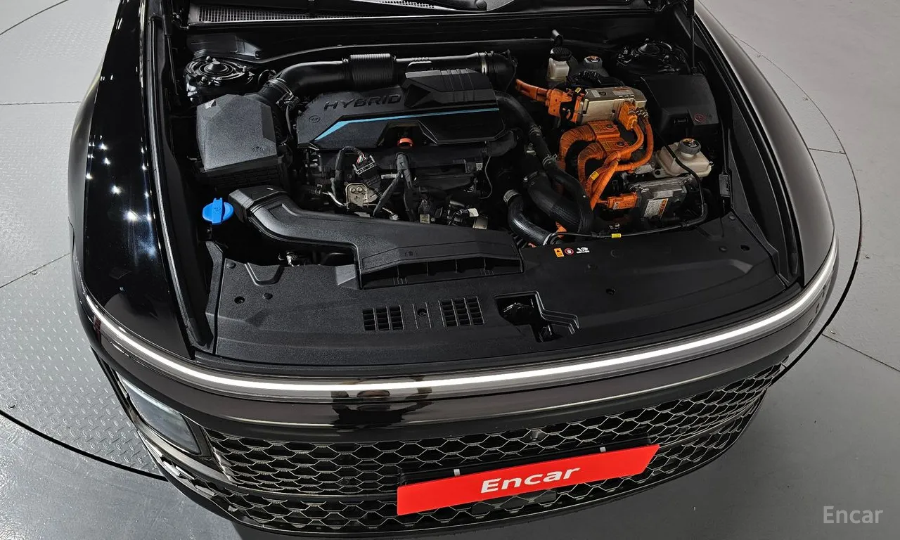 Hyundai Grandeur Hybrid (GN7) Calligraphy