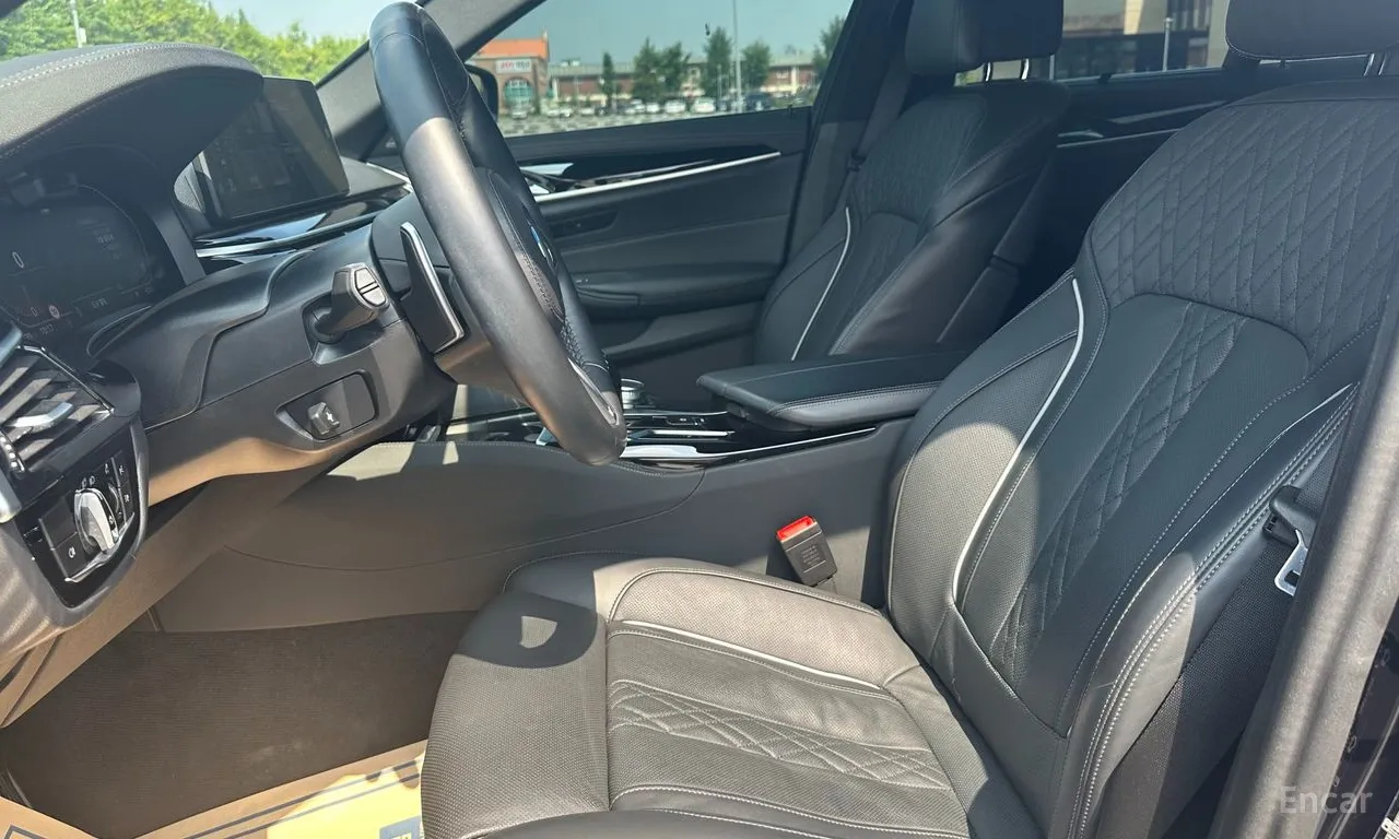 BMW 5 Series(G30) 530i xDrive M Sport