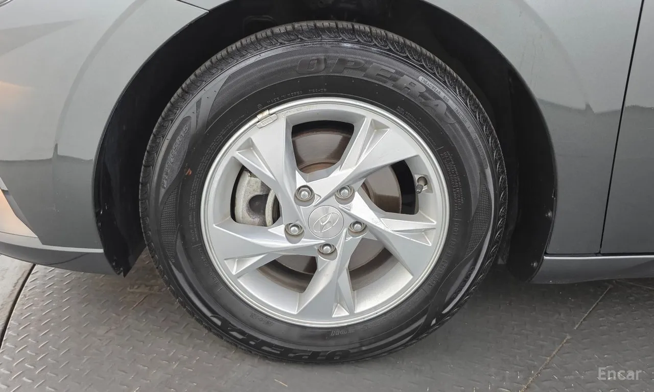 Hyundai Avante (CN7) 
