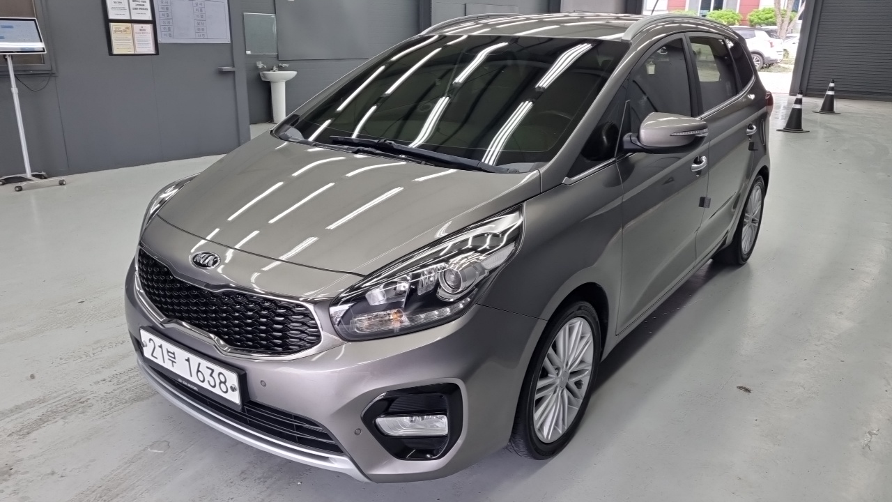 Kia Carens 2.0 LPI Prestige 