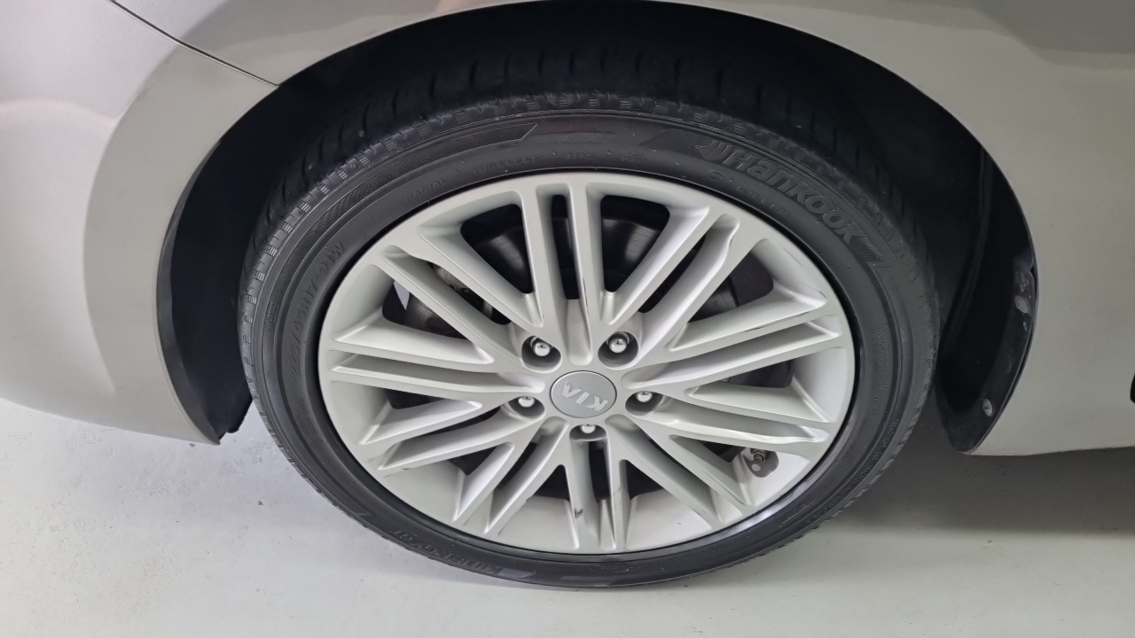 Kia Carens 2.0 LPI Prestige 
