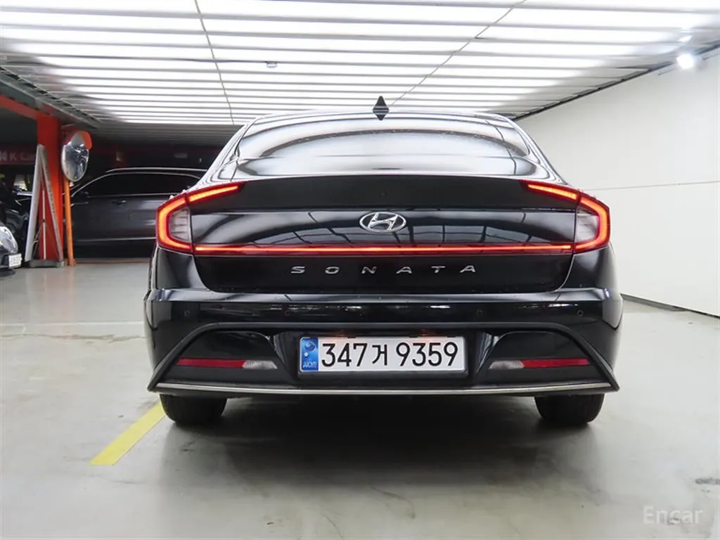 Hyundai Sonata The DN8 2.0 