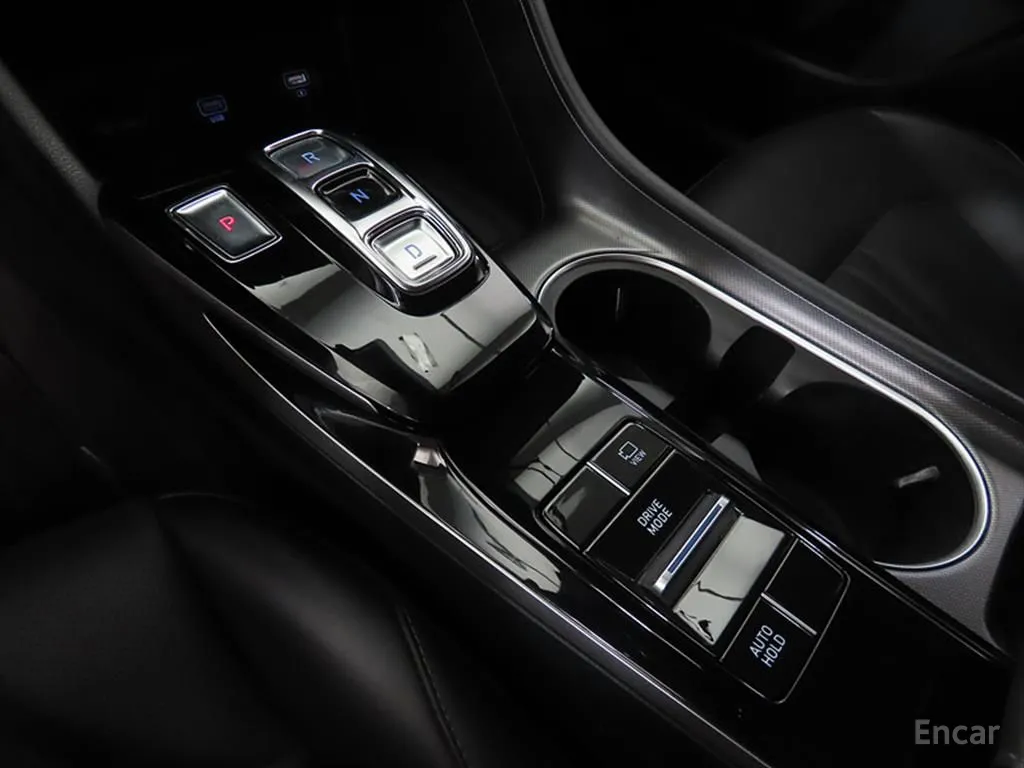 Hyundai Sonata The DN8 2.0 
