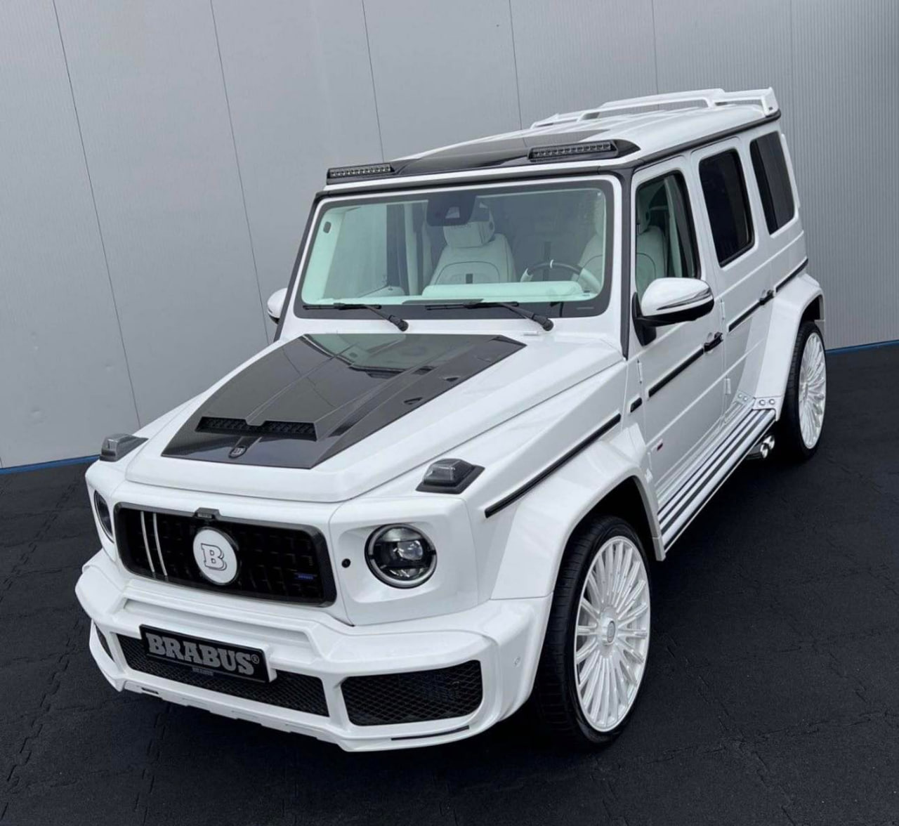 Mercedes-Benz G63