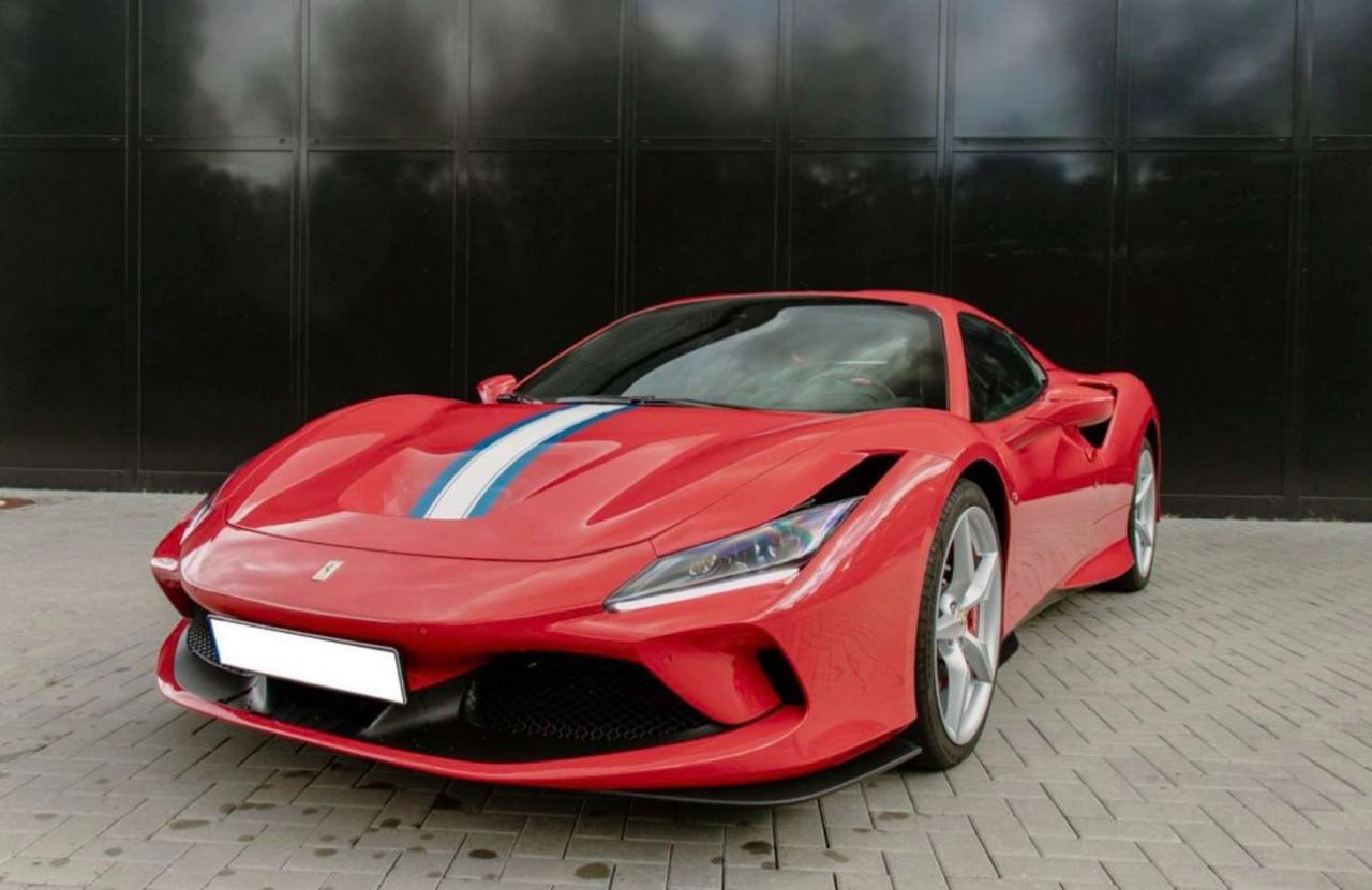 Ferrari F8